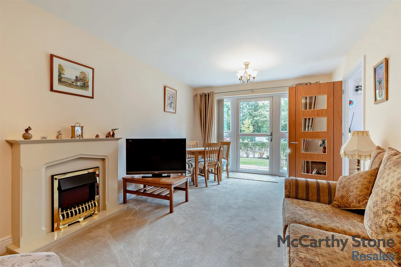 The Oval, Stafford, ST17, photo 4