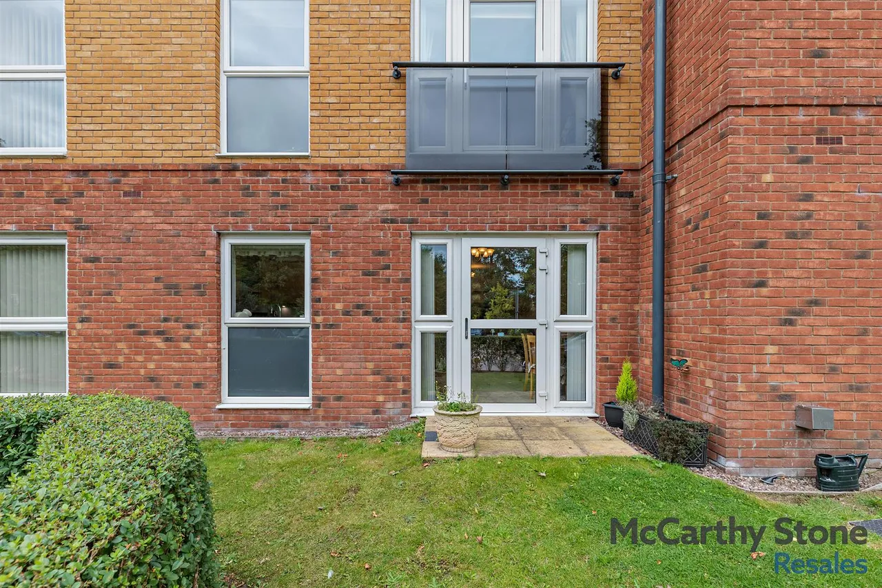 The Oval, Stafford, ST17, photo 2