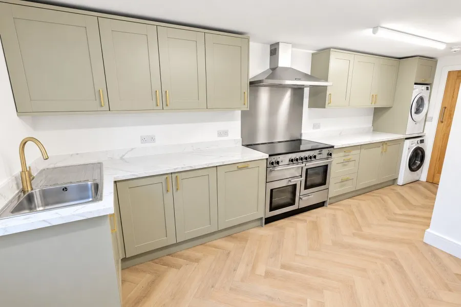 Royal Oak Road, Woking, GU21, photo 5
