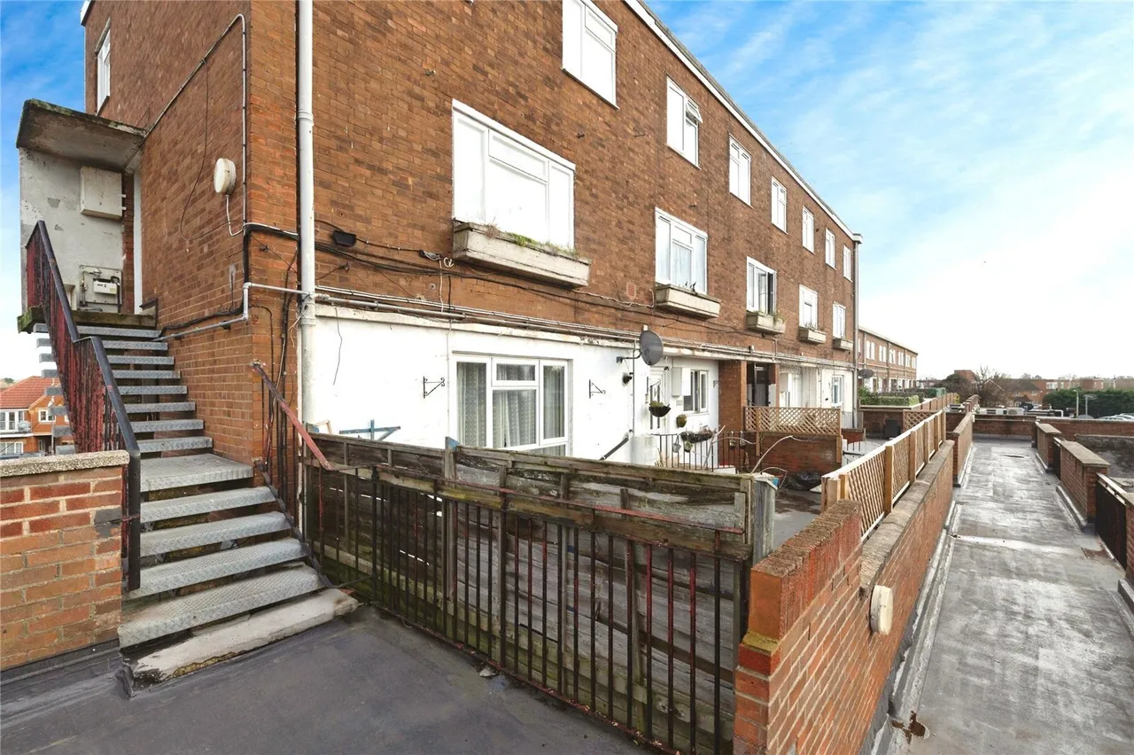 Timberlog Lane, Basildon, Essex, SS14, photo 16