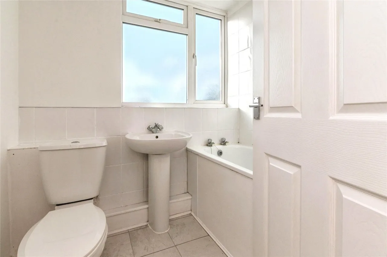 Timberlog Lane, Basildon, Essex, SS14, photo 8