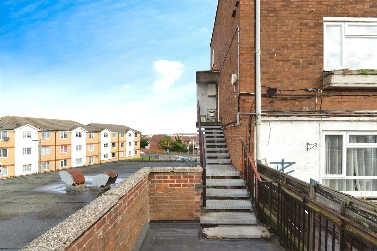 Timberlog Lane, Basildon, Essex, SS14, photo 15