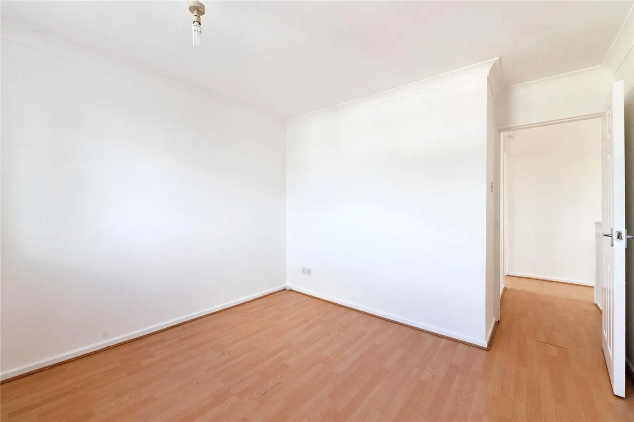 Timberlog Lane, Basildon, Essex, SS14, photo 9