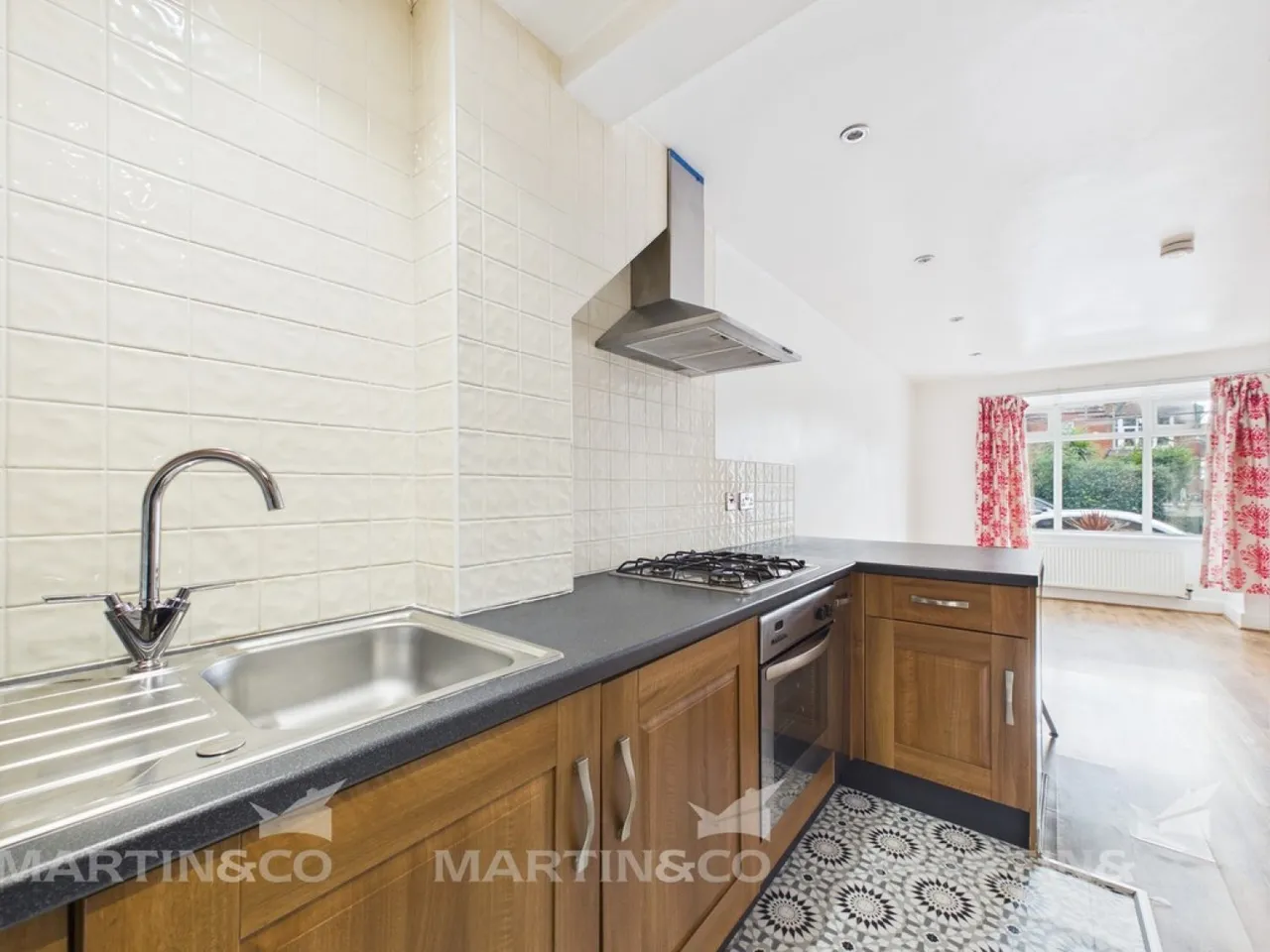 Victorian Crescent, Doncaster, South Yorkshire, photo 2