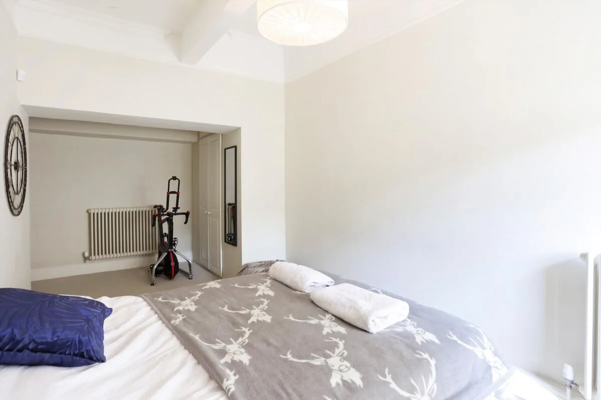 Suffolk Square, Cheltenham, GL50, photo 6