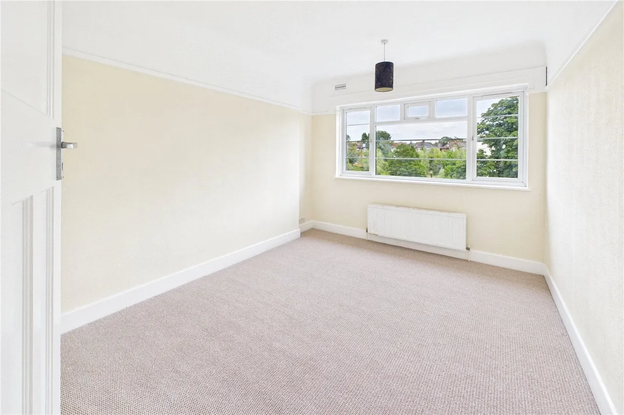 New Park Road, London, SW2, photo 7