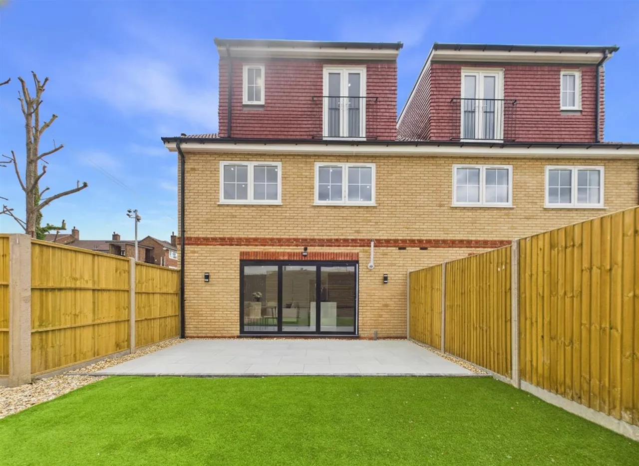 Sidmouth Drive, Ruislip, HA4 0DA, photo 19