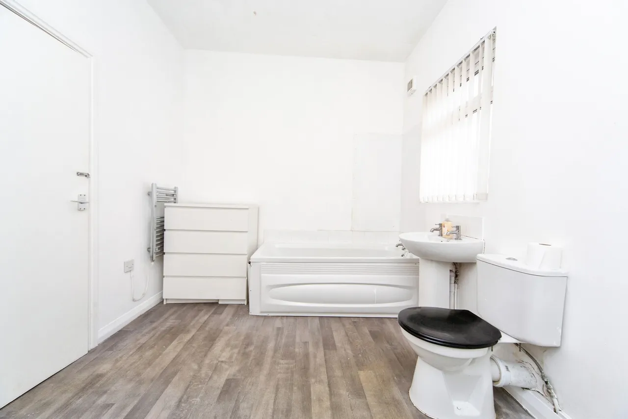 Walton Village, Walton, L4, photo 14