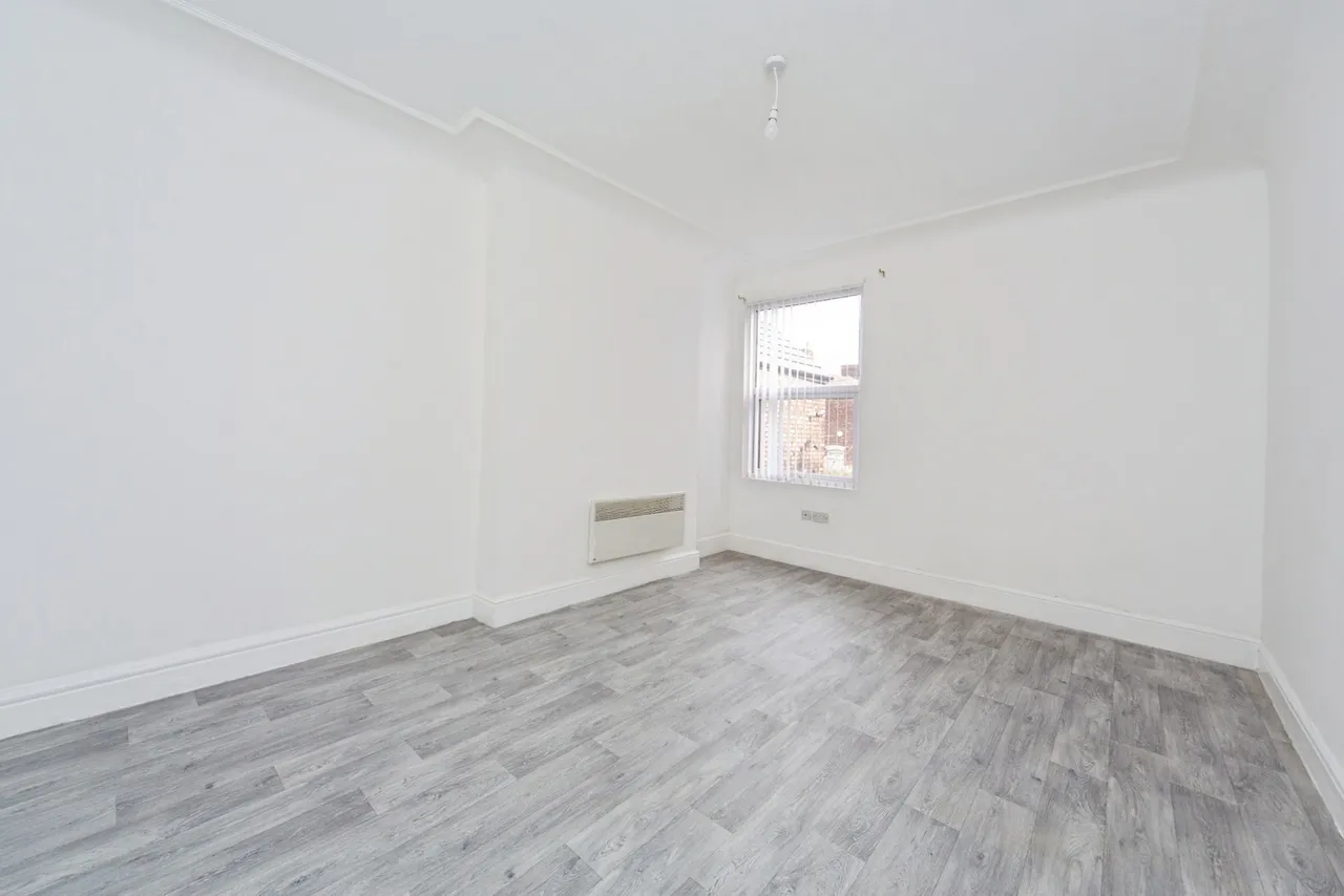 Walton Village, Walton, L4, photo 8