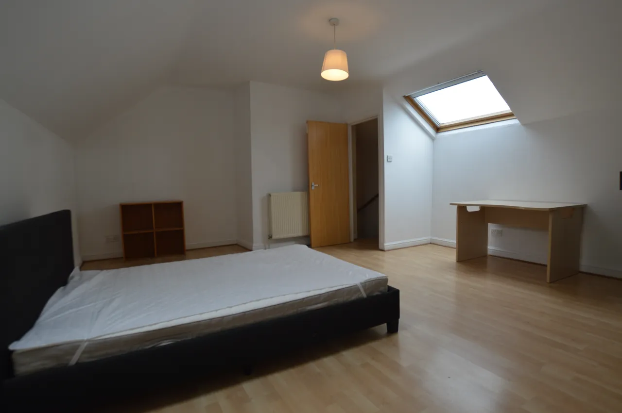 Ecclesall Road, Sheffield, S11 8PR, photo 5