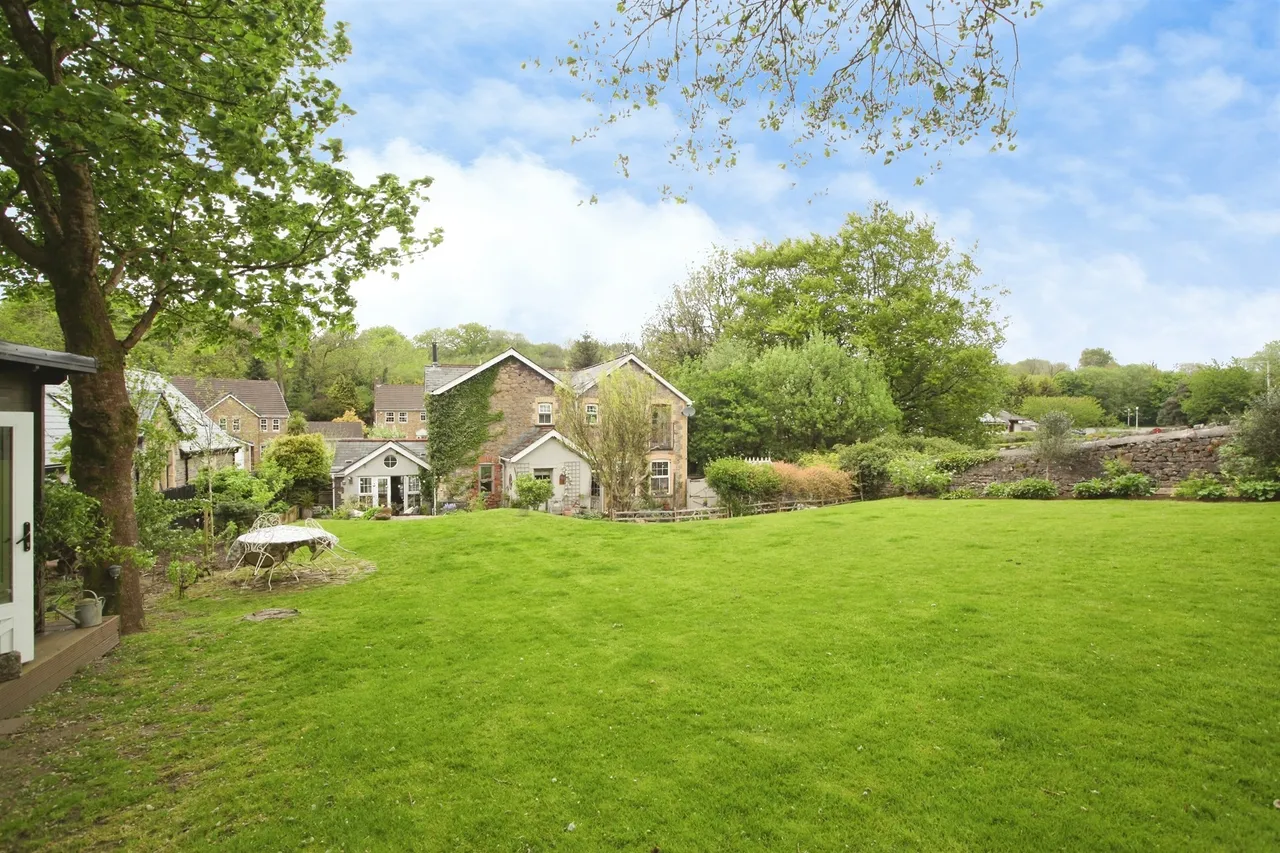 School Road, Pontyclun, CF72, photo 34