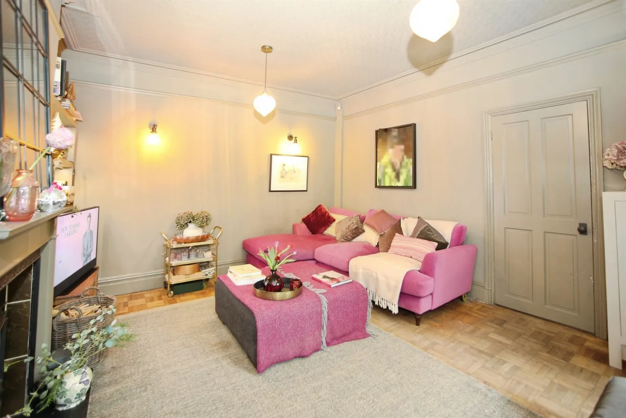 School Road, Pontyclun, CF72, photo 17