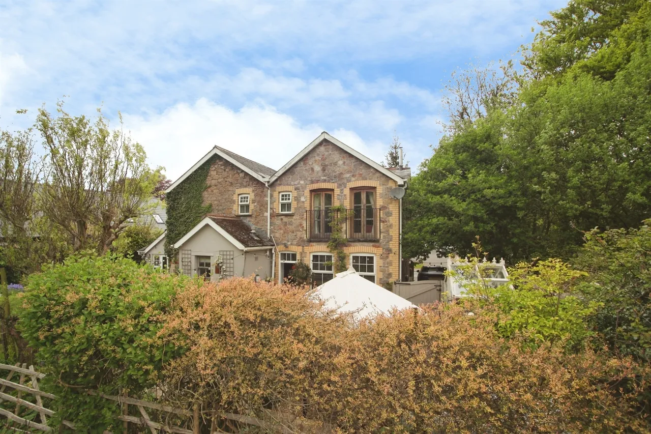School Road, Pontyclun, CF72, photo 33