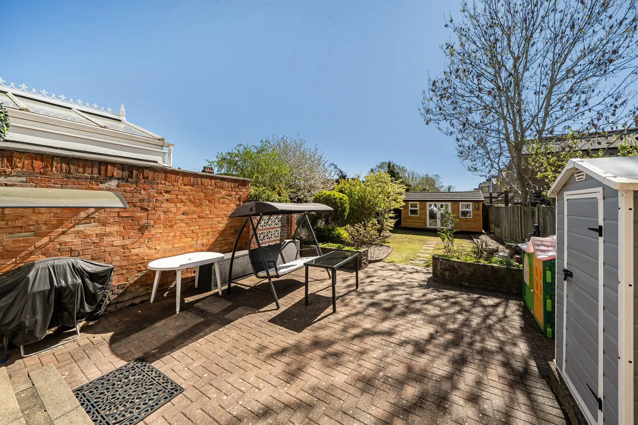 Southwood Road, SE9, photo 12