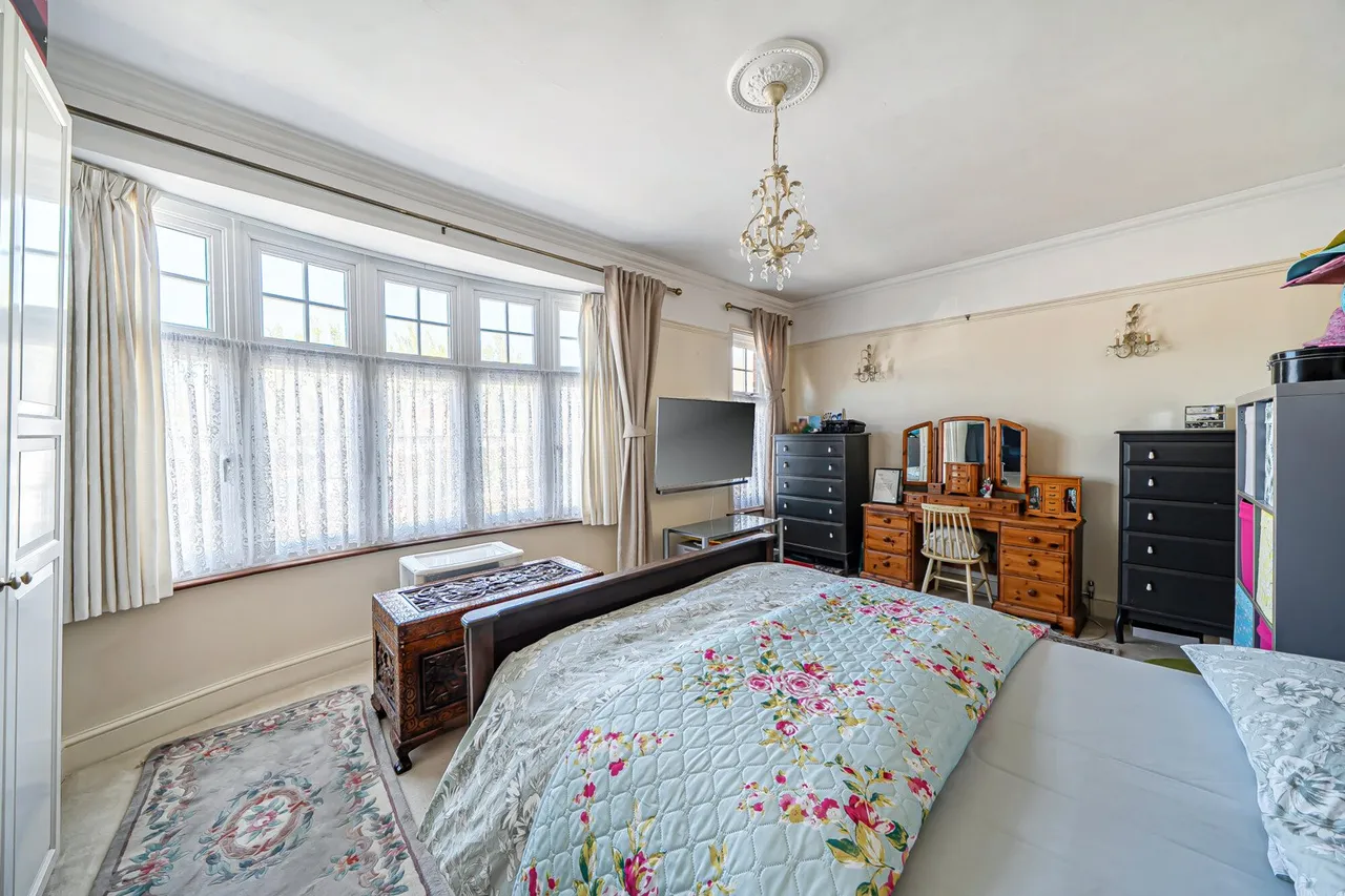 Southwood Road, SE9, photo 7