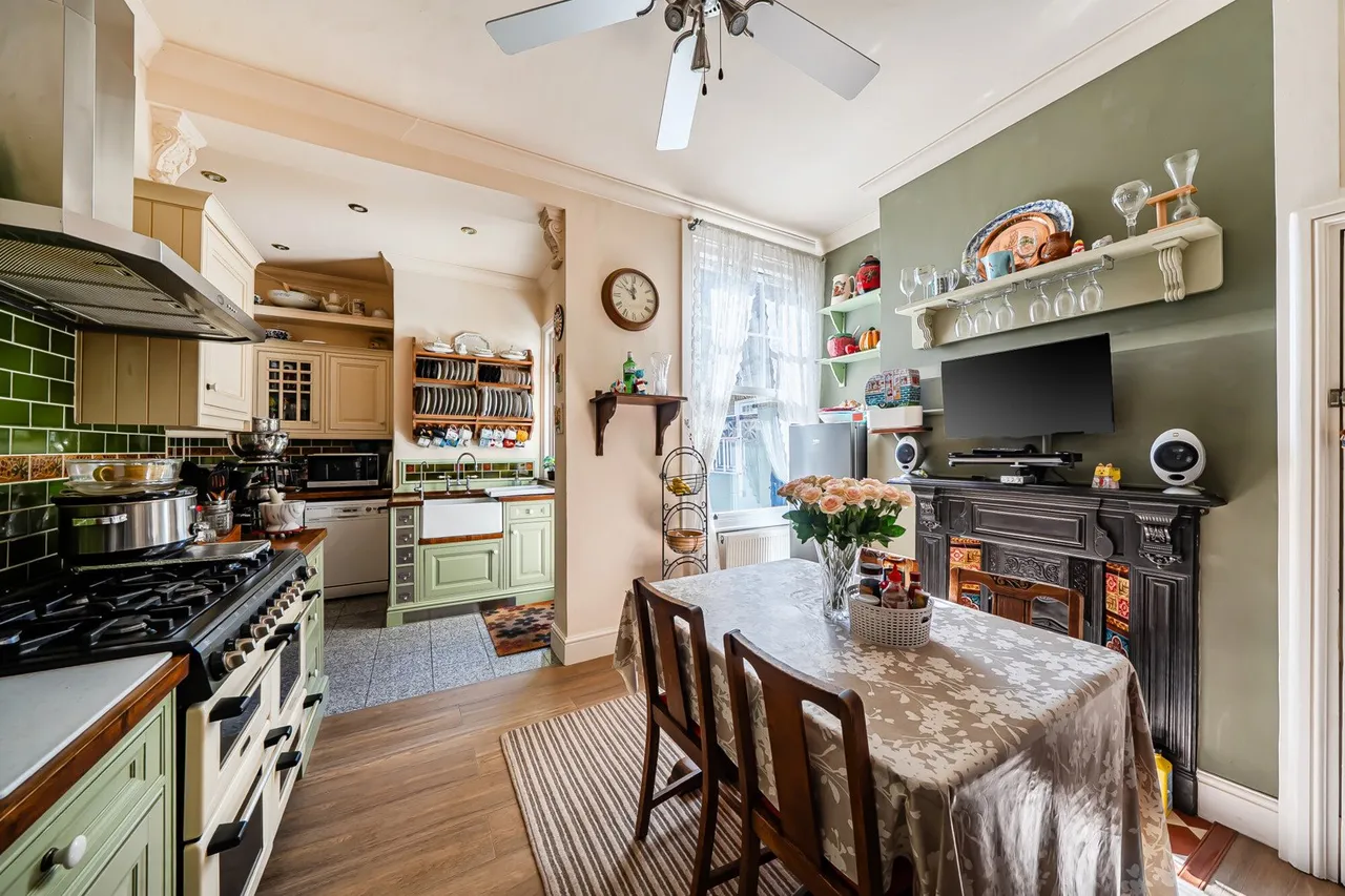 Southwood Road, SE9, photo 4