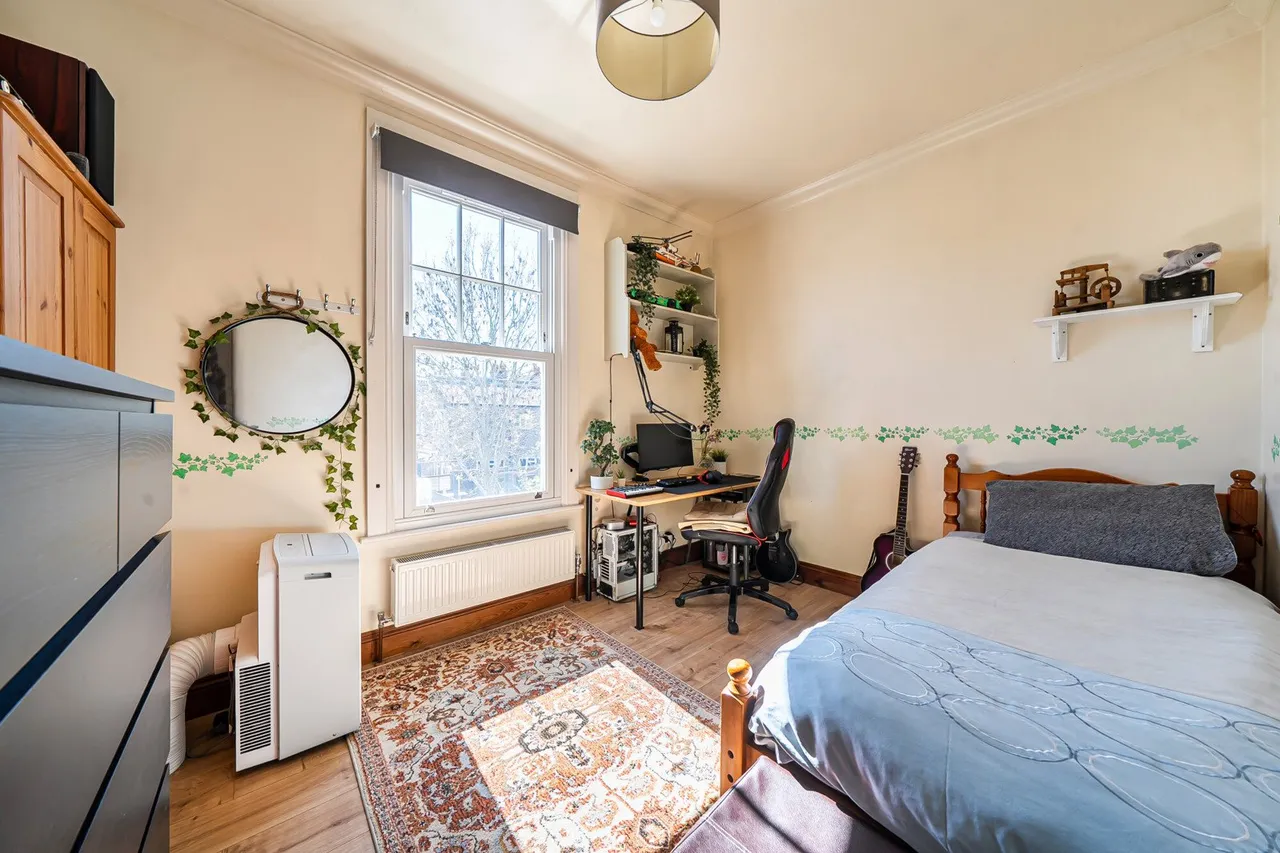 Southwood Road, SE9, photo 9