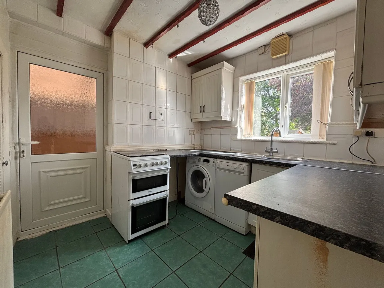 Sycamore Road, Delves, photo 6