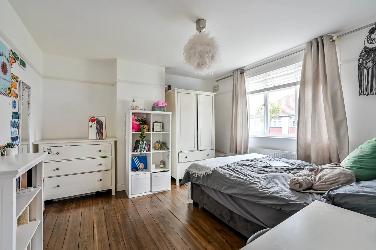 102 Byron Avenue, New Malden, photo 8