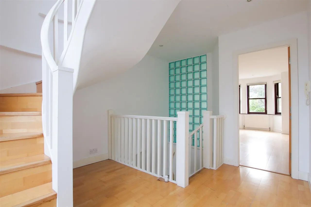 St. Margarets Road, Altrincham, WA14, photo 11