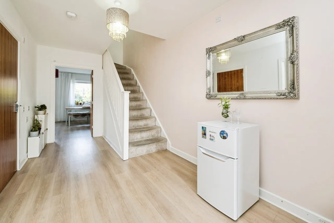 Davey Gardens, Barking, IG11, photo 9