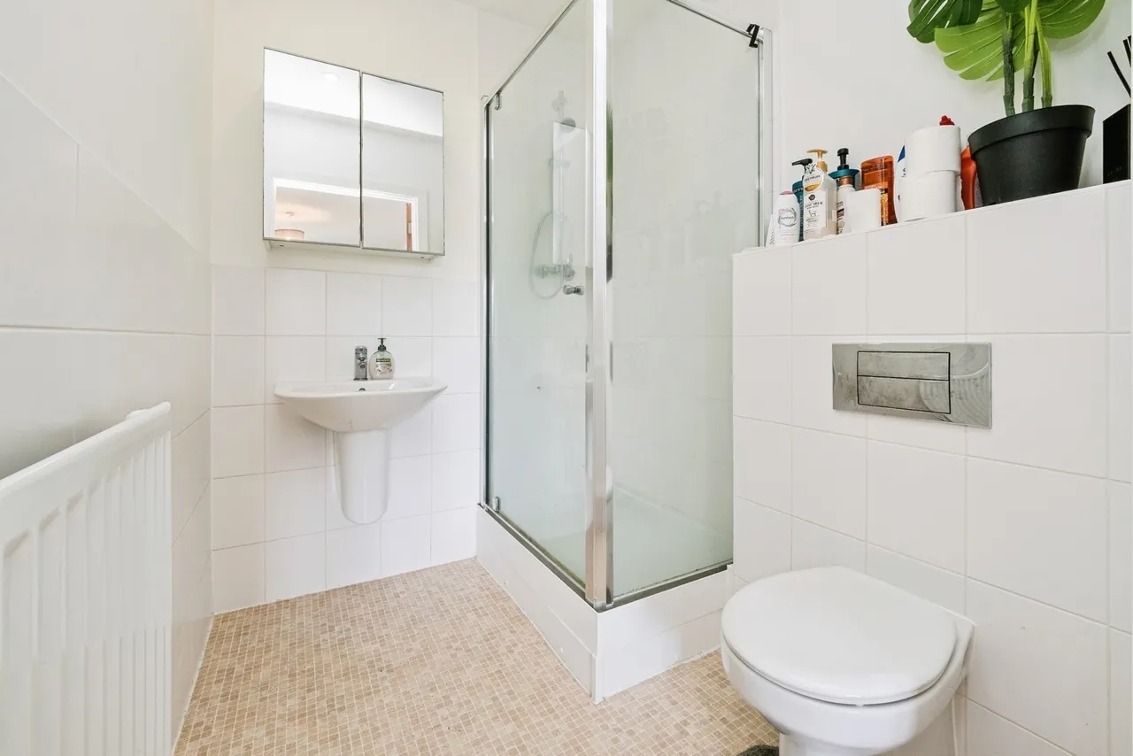 Davey Gardens, Barking, IG11, photo 17