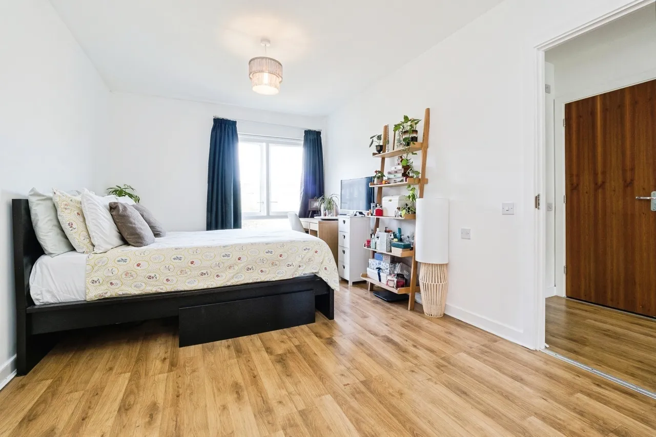 Davey Gardens, Barking, IG11, photo 14