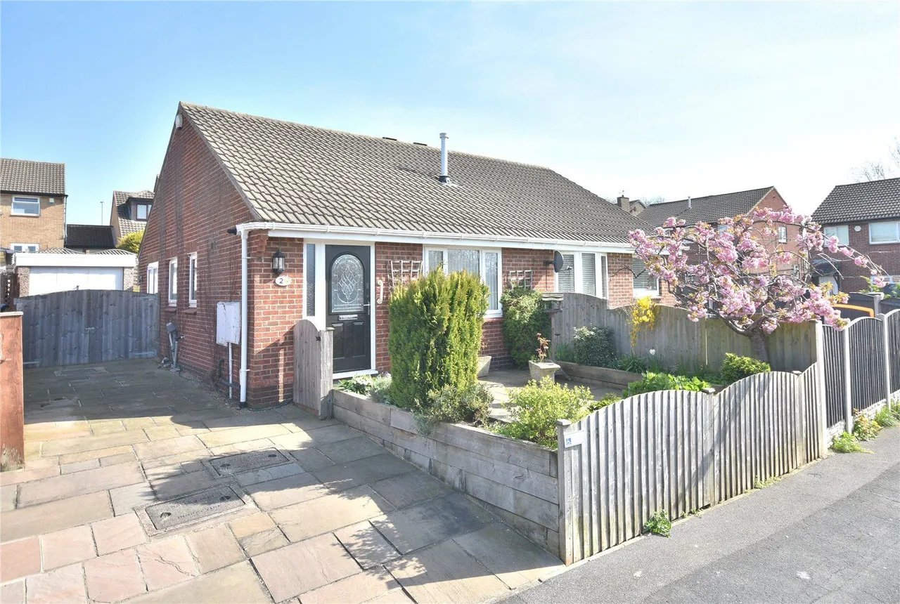1 bed house for sale, Cherry Rise, Leeds, LS14