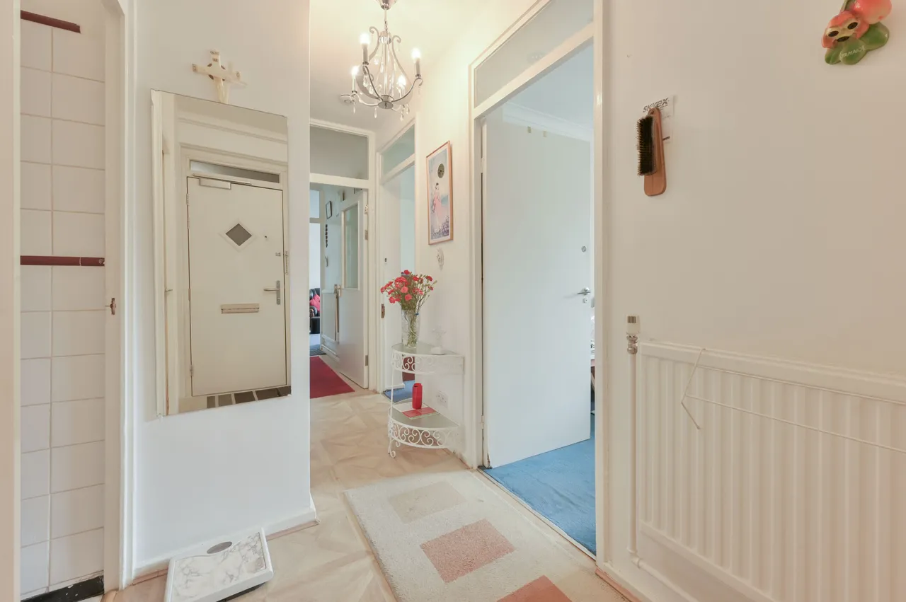 165 Glamorgan Court, Copley Close, London, photo 5