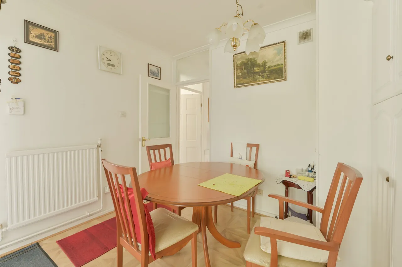 165 Glamorgan Court, Copley Close, London, photo 4