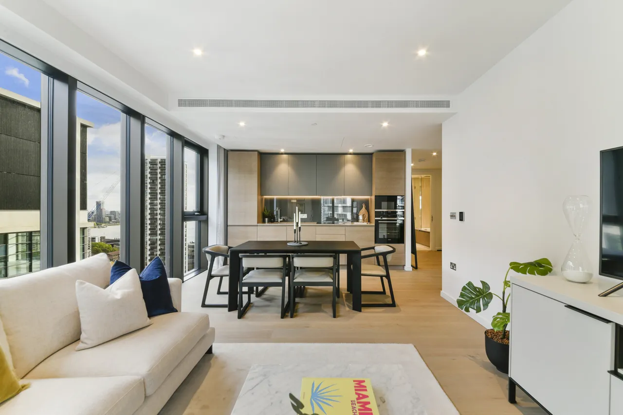 3 bed flat to rent, George Street, London, E14