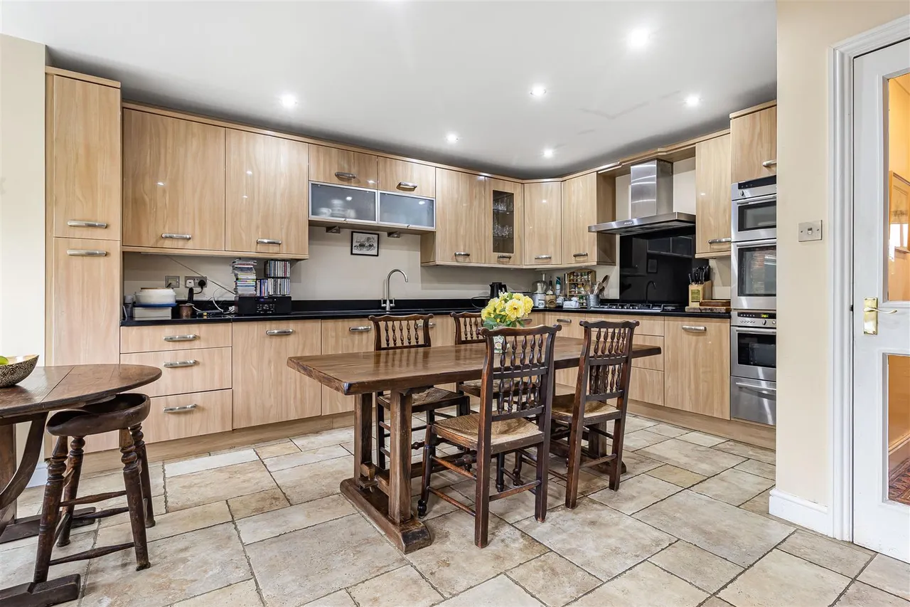 High Street, Saffron Walden, CB10, photo 6