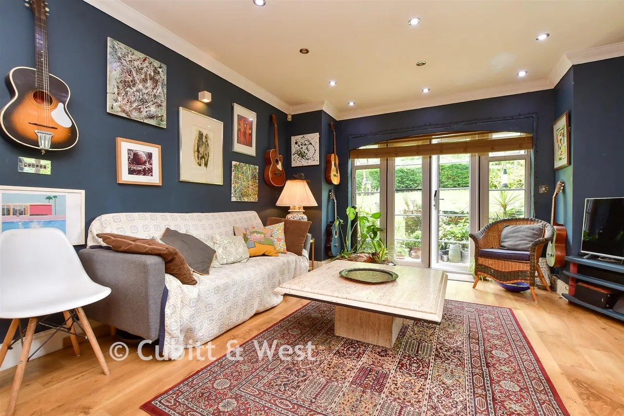 Gatton Park Road, Redhill, RH1, photo 2