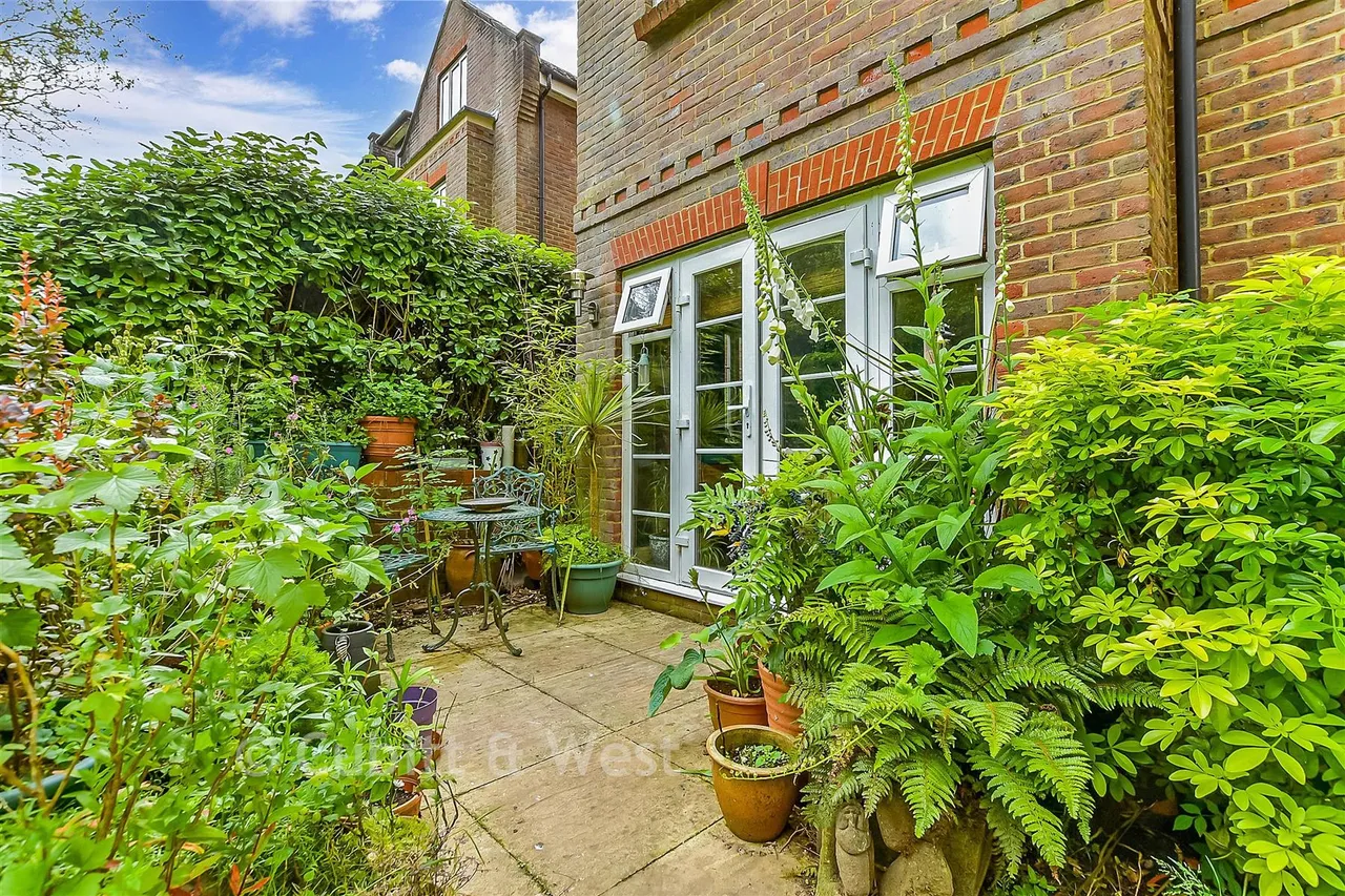 Gatton Park Road, Redhill, RH1, photo 10