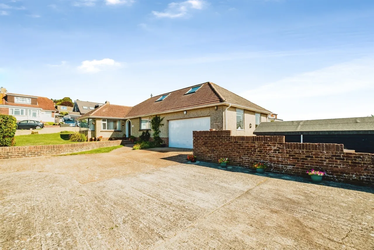 Lewis Road, Lancing, BN15, photo 3
