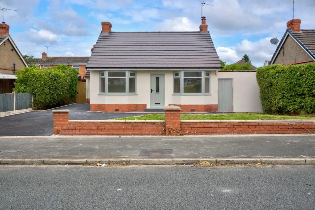 3 bed house to rent, Oakfield Road, Blacon, CH1