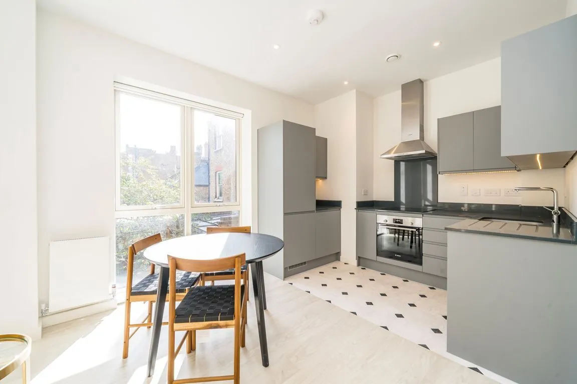 Three Pigeons House, W5, photo 3