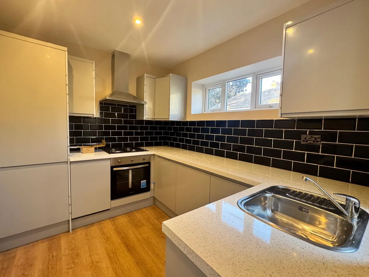 Northborough Road, SW16, photo 2