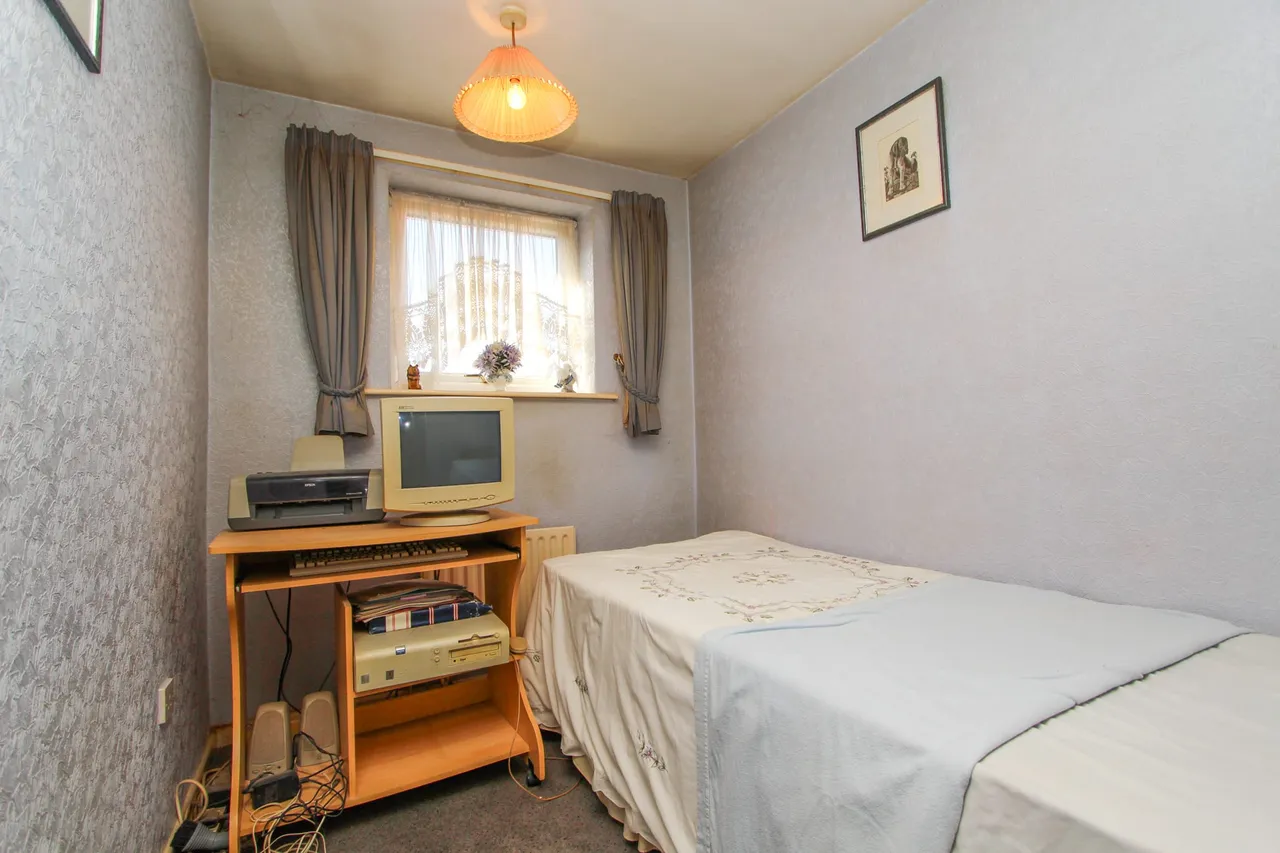 Bradgate Drive, Sutton Coldfield, Sutton Coldfield, B74 4XG, photo 8