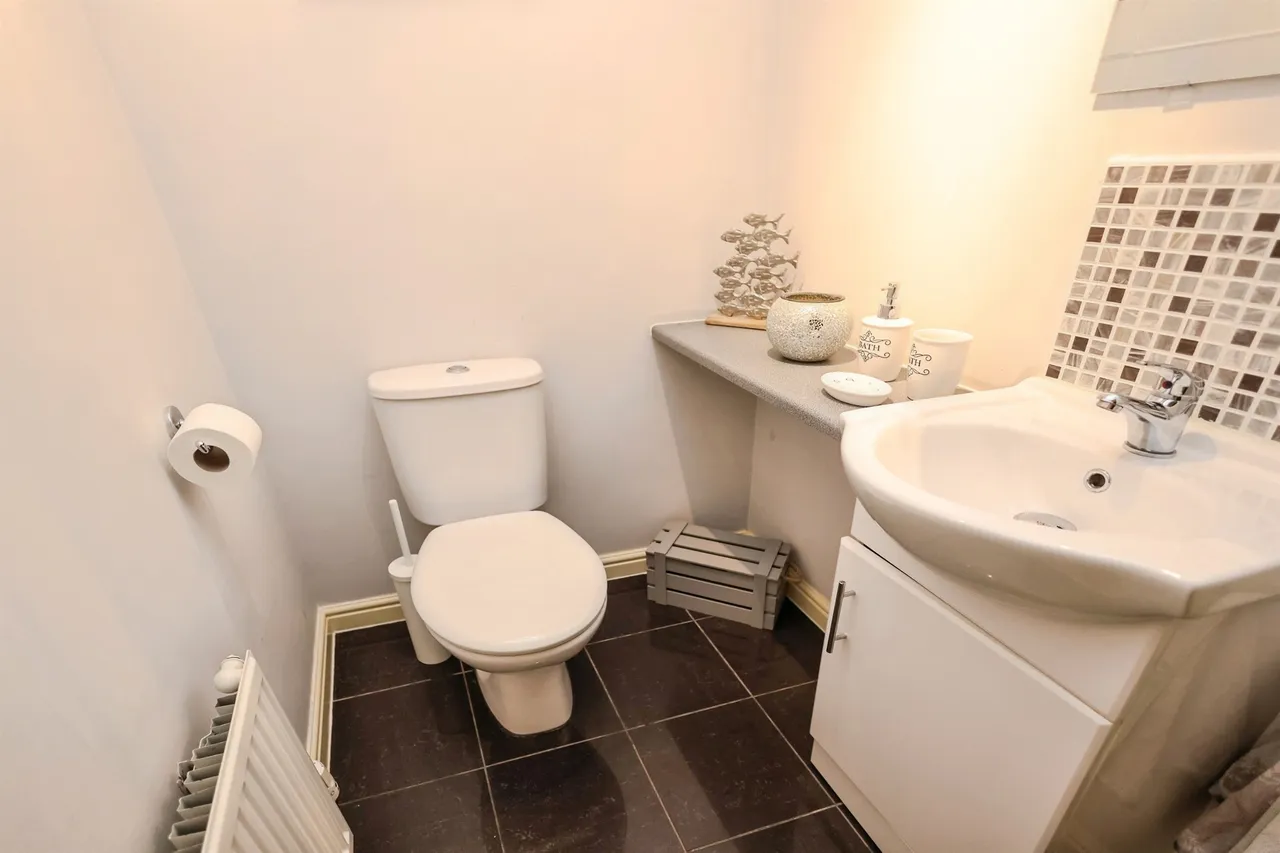 Bryan Budd Close, Rowley Regis, B65, photo 7