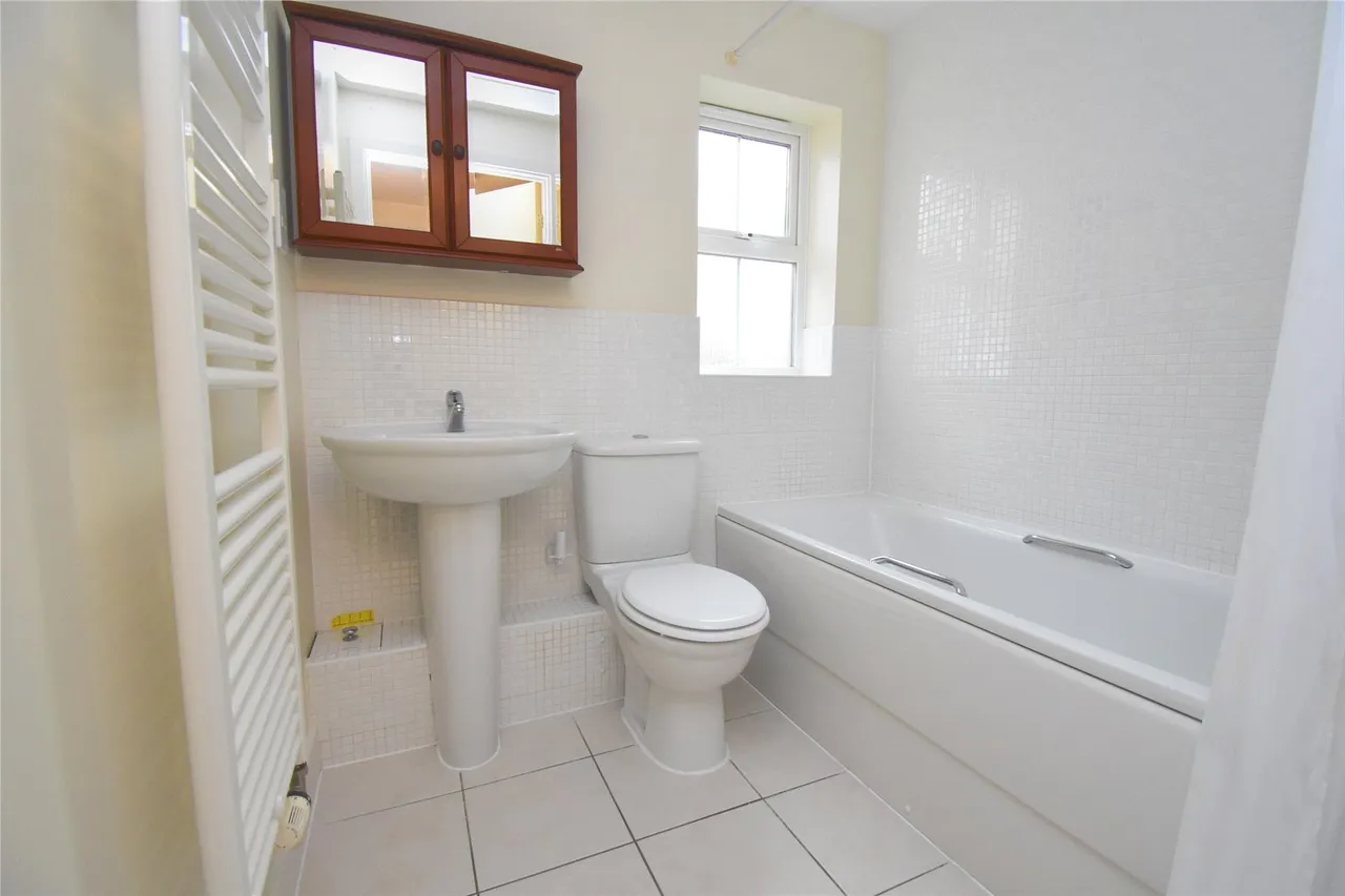 Rykmansford Road, Fleet, GU51, photo 6