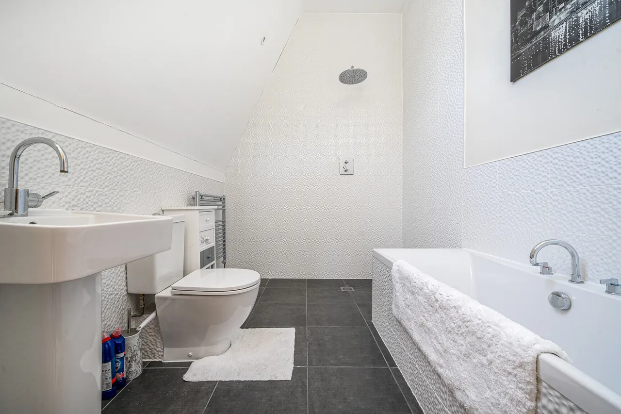 Orchard Close, Almondsbury, BS32, photo 9