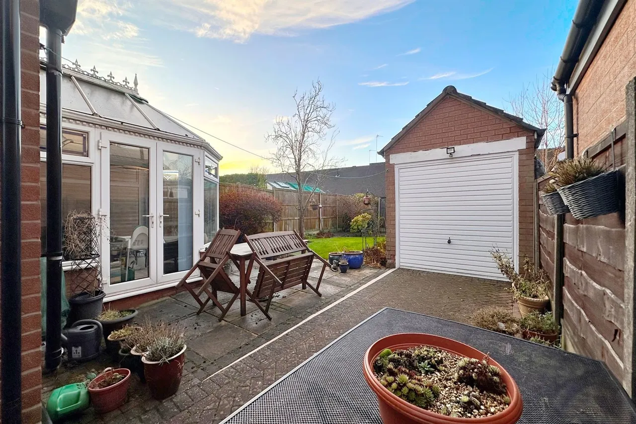 Vernon Close, Stockport, photo 15