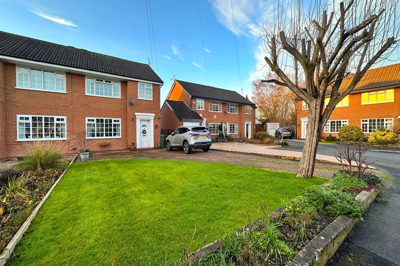 Vernon Close, Stockport, photo 16