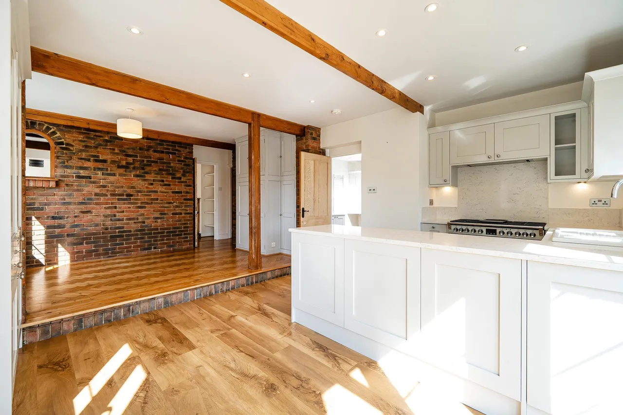 Cowfold Road, Bolney, RH17, photo 3