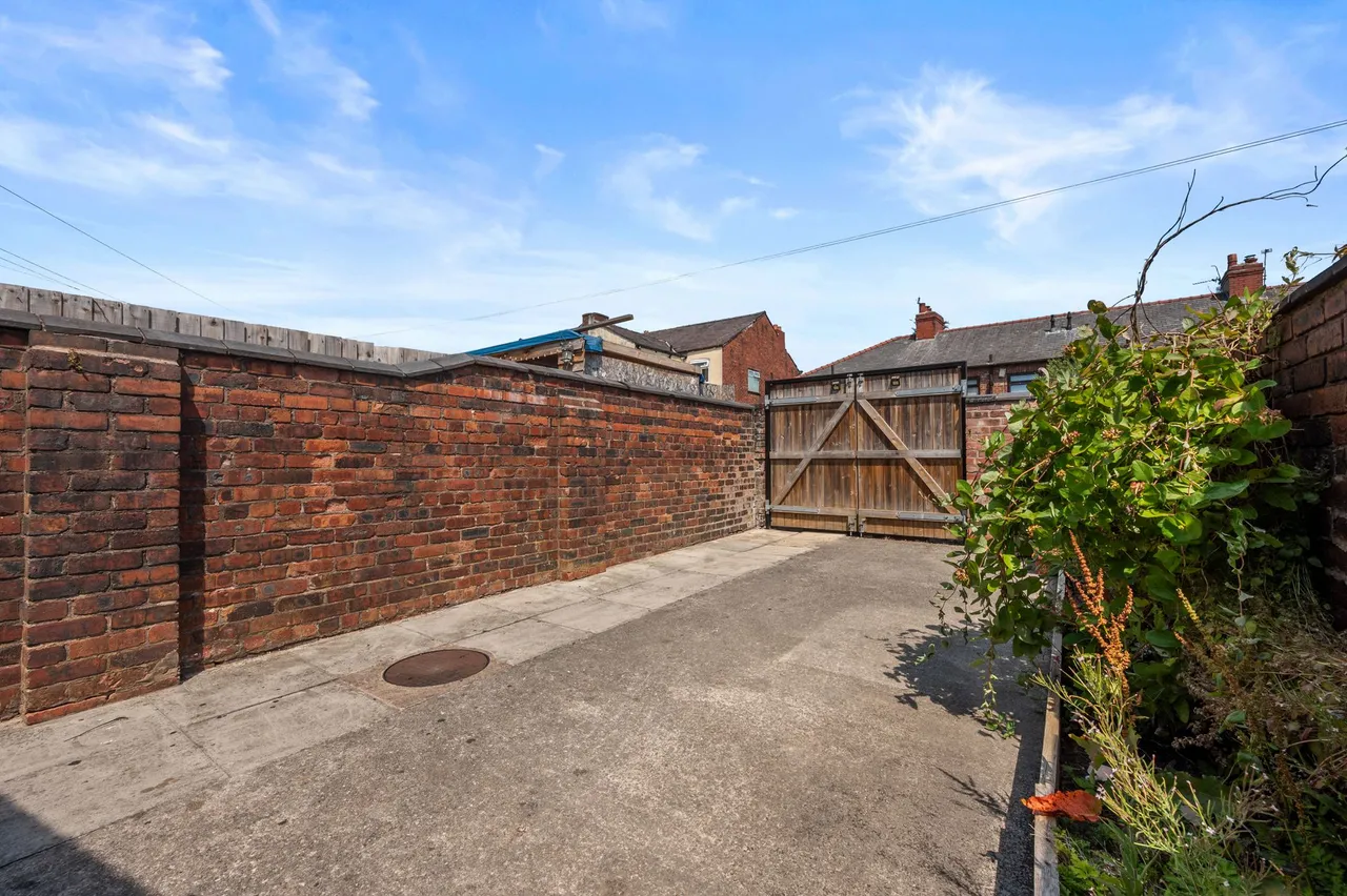 Adamson Street, Ashton-In-Makerfield, Wigan, Wigan, WN4 9PZ, photo 25