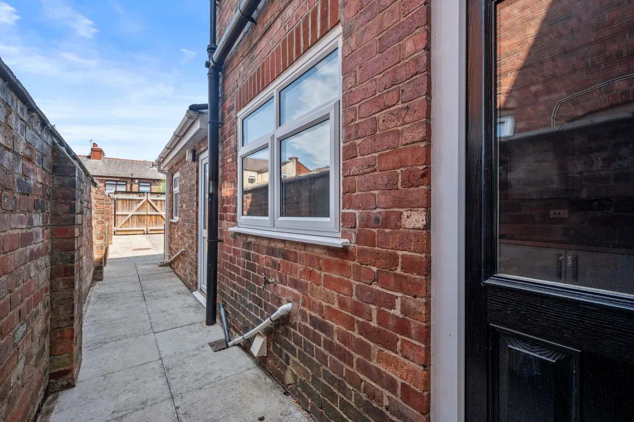 Adamson Street, Ashton-In-Makerfield, Wigan, Wigan, WN4 9PZ, photo 24