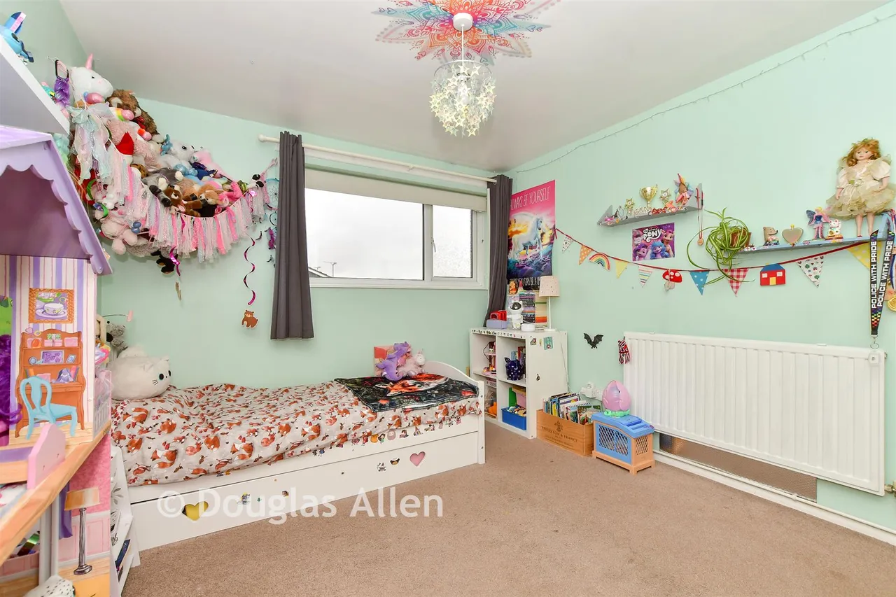 Shepeshall, Basildon, SS15, photo 8