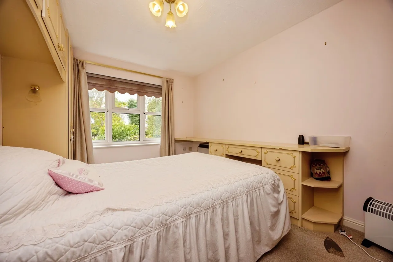 Lenten Street, Alton, GU34, photo 9