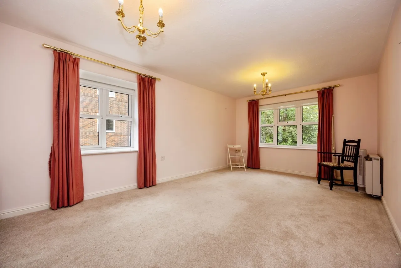 Lenten Street, Alton, GU34, photo 3